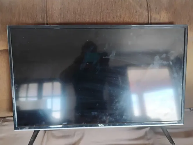 Tv 32 polegadas TCL Smart, garantia de 3 meses