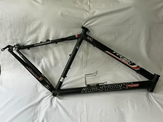 Quadro Aro 26 Pro Shock Teaser Disco ou V-Brake Tam: 19 USADO