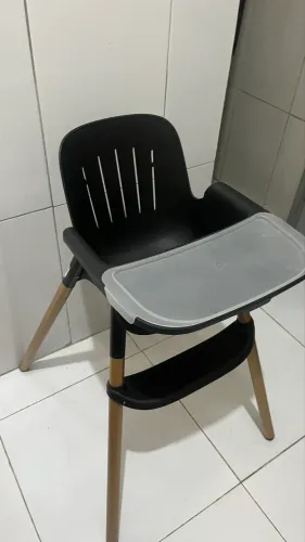Cadeirinha de alimentação 