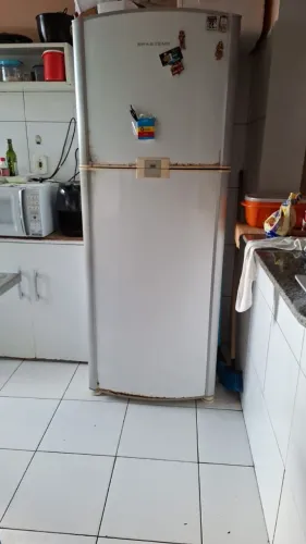 Geladeira Brastemp 340L 