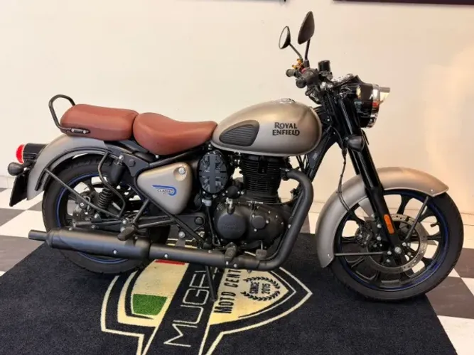 ROYAL ENFIELD CLASSIC 350 2025 COM SOMENTE 6 MIL KM RODADOS !!! MUGELLO MOTOCENTER.