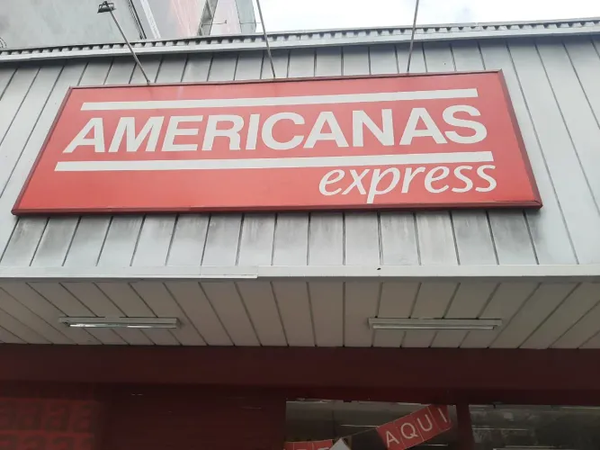 3 VAGAS PARA AUXILIAR DE LOJA
