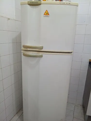 Geladeira Eletrolux