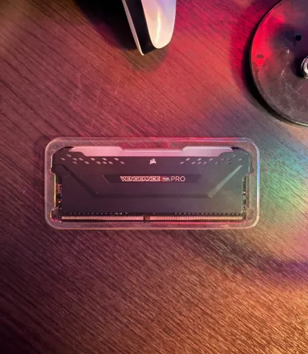 Memória RAM DDR4 de 3600