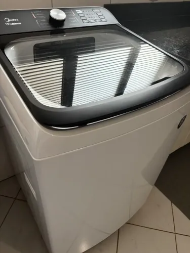 Máquina 15kg midea