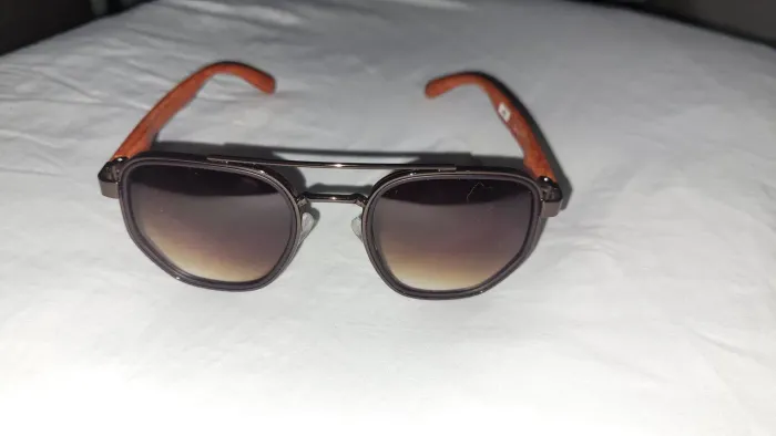 ÓCULOS ORIGINAIS; RAY BAN BRANCO ORIGNAL 90 REAIS DE 85 REAIS OS OUTROS