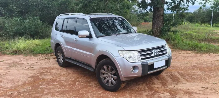 Mitsubishi Pajero HPE Full 3.2 4X4 T.i.dies. 5P AUT 2010