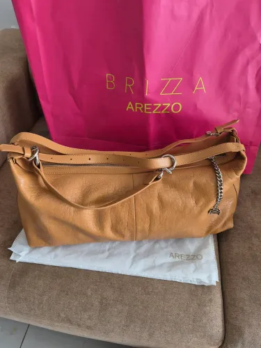 Bolsa Arezzo couro nova