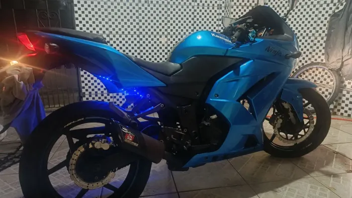 moto parada presc de conserto