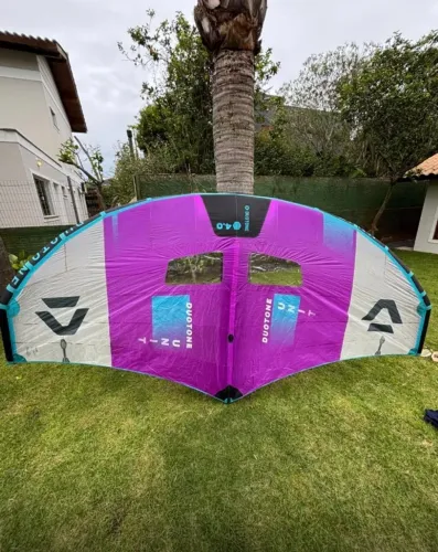 Wingfoil Duotone 4.0 2022 sem nenhumna avaria como novo pouco uso