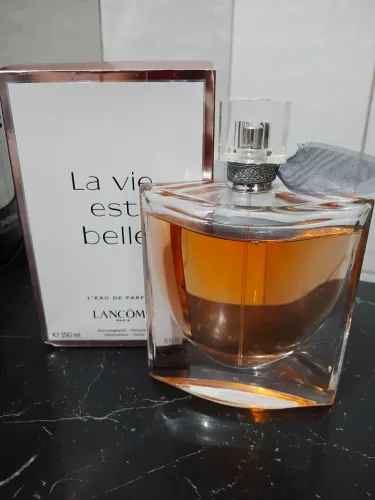 Perfume lancome lavie est belle