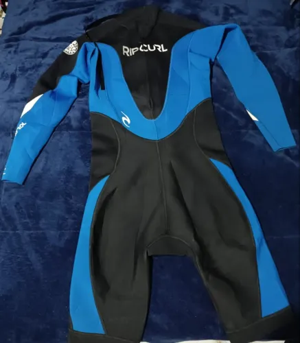 Vendo short John novo