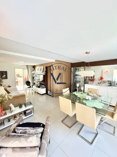 CASA DUPLEX À VENDA | 120 m² | 3 SUÍTES | 2 VAGAS