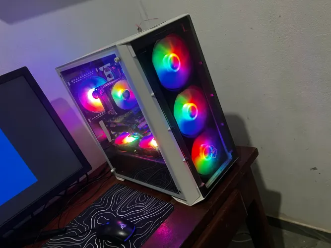 Pc Gamer Xeon + Rx 580 + 32gb RAM + SSd 512gb + fonte 650w 80 plus