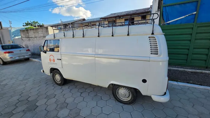 Volkswagen Kombi Furgão 1.4 MI Total Flex 8V 2007