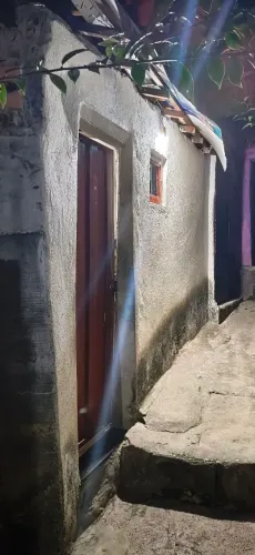 Vende-se casa