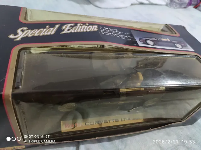 VENDE SE CORVETE LT-4 MINIATURA (MAISTO)