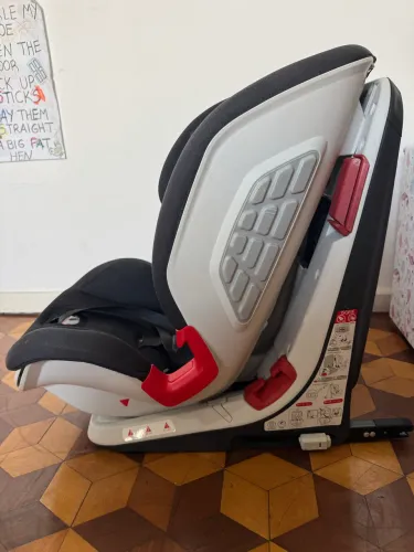 Cadeirinha Semi-Nova carro Chicco