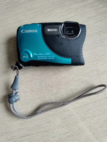 Câmera Canon D20, aprova d'água