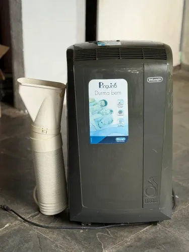 Ar portátil Delonghi 12BTU