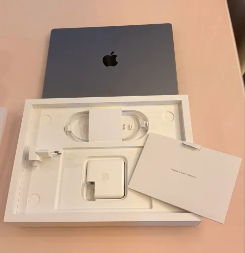 MacBook Pro M1 14? Mem 16Gb  SSD 512Gb 