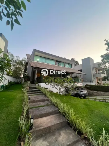 Casa alto padrão com 5 suítes na Várzea