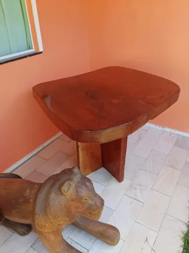Vendo mesa de jaqueira