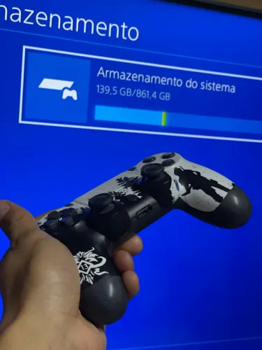 PS4 Slim 1TB + Controle + Horizon Zero Dawn e PES 2018