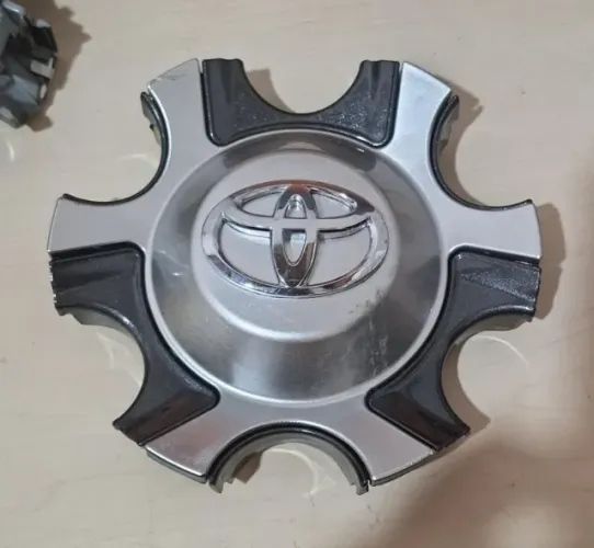 CALOTA CENTRO RODA TOYOTA HILUX 2017 2020 PARALELO