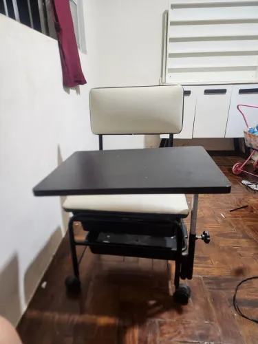 Vendo cadeira de manicure