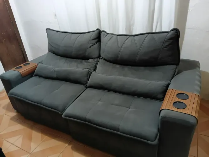 Sofá retrátil