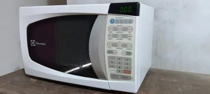 Microondas eletrolux 22 litros