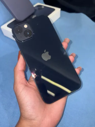 iPhone 13- 128GB com película de privacidade, caixa e capa