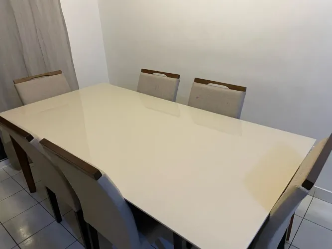 Mesa de jantar de vidro 6 lugares