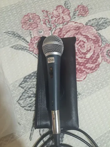 Vendo microfone em perfeito estado 