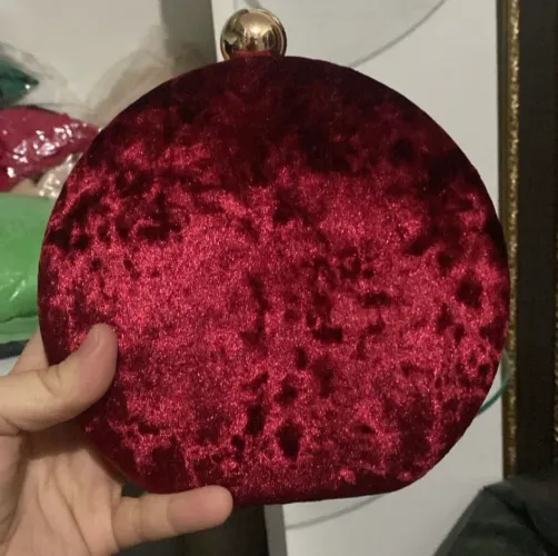 Bolsas nova e seminovas
