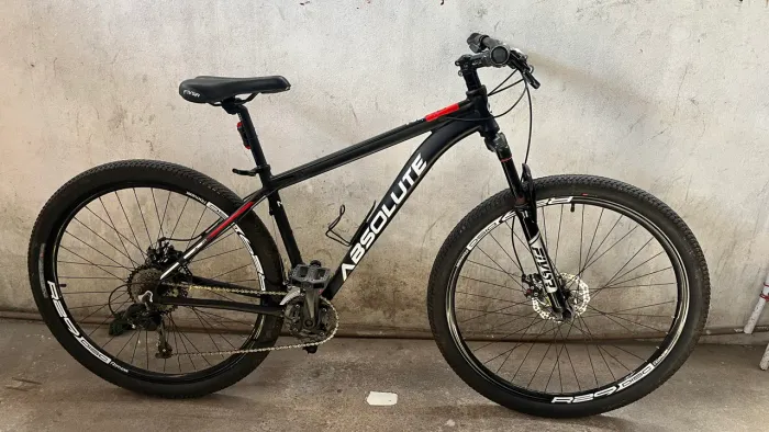 Bike ABSOLUTE - Aro 29. Quadro M. K7