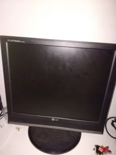 Tv monitor lg 17" para retrô games
