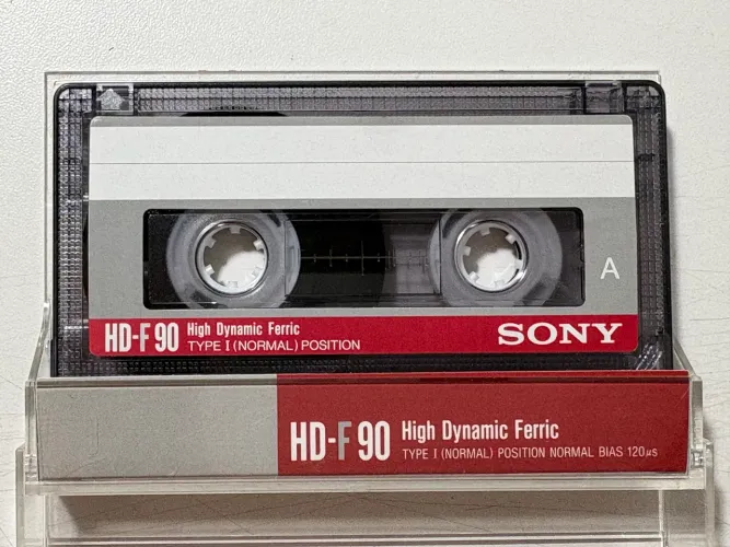 Fita cassete Sony HD-F 90