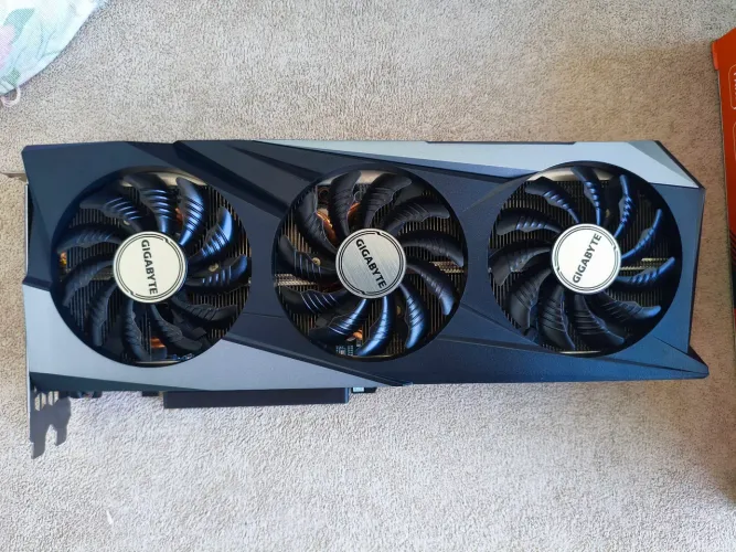 Placa de Vídeo Gigabyte RX 7600 Gaming OC 8GB