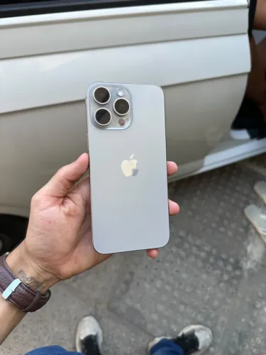 iPhone 15 pro Max 256gb