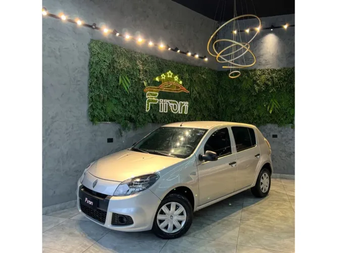 Renault Sandero Authentique Hi-flex 1.0 16V 5P 2014