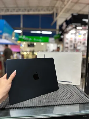 *MacBook Air 13 polegadas, M4/ Garantia Apple / Loja física