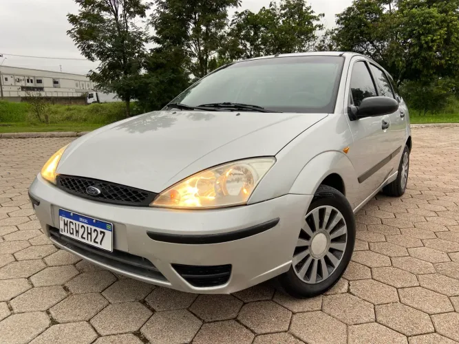 Ford Focus 1.6 S/se/se Plus Flex 8v/16v 5P 2006