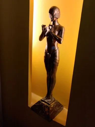 Estatueta Egípcia Bronze anos 60. 