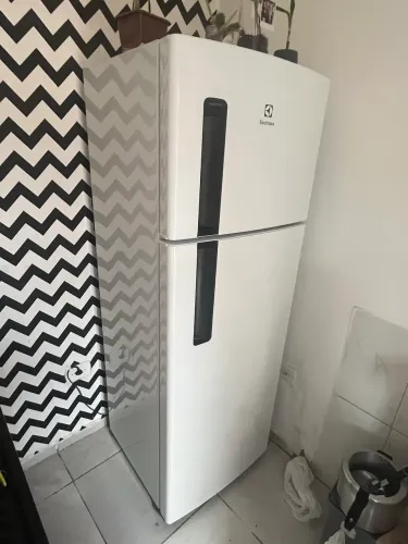 Geladeira duplex 320l dentro da garantia