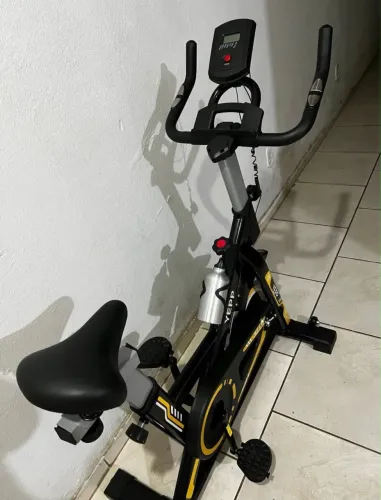 ? Bicicleta Ergométrica YEPP Fit - Novíssima!