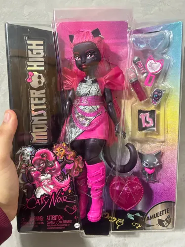 Catty Noir g3 LACRADA - Monster High