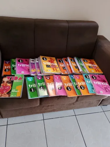 LIVRIS DO 1? ENSINO MÉDIO