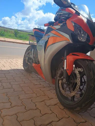 CBR 1000 muito conservada 